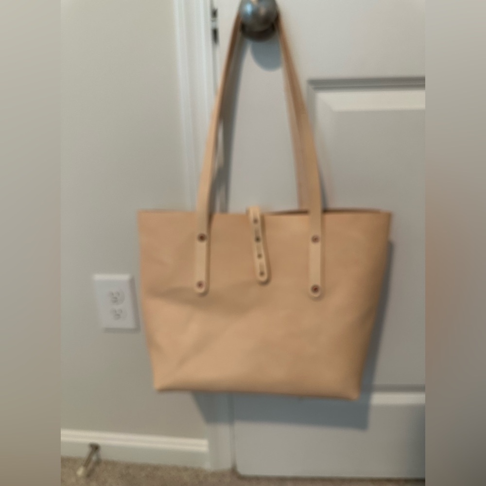 Go Forth Goods Veg Tan Medium Avery Tote